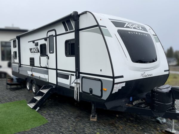 2021 / 30FT Coachman Apex Ultralite 289TBSS